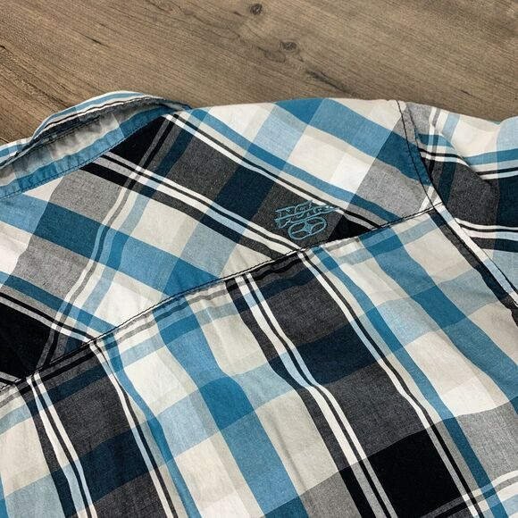 No Fear Mens Button Down Shirt Medium Casual Pockets Short Sleeve Cotton Flannel - Picture 3 of 11